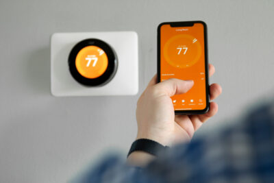 How to Keep Your Family Warm This Winter with A Smart Thermostat